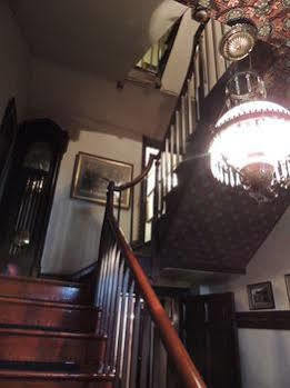 Farnsworth House Bed & Breakfast